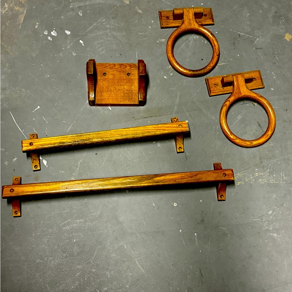 Elegant Wooden Bath Accessory Set